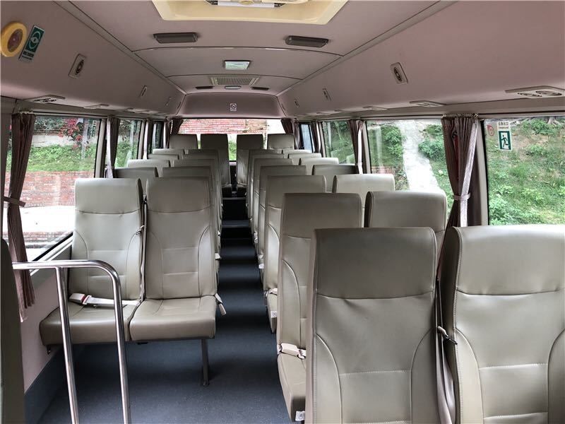 Maximale snelheid 91-110 km/u Bus met 8040x2160x2840 afmetingen L x W x H mm