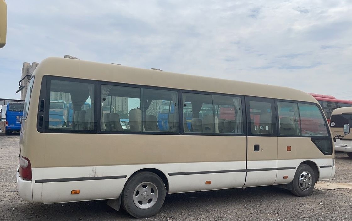 Gebruikte en tweedehands 26 zitplaatsen 29 zitplaatsen Bus Coaster Bussen met emissie Euro 3 Facultatief