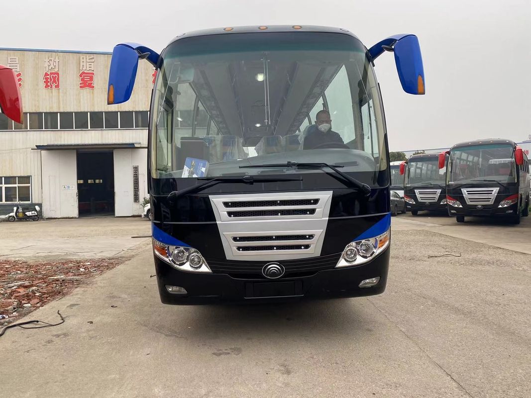 57 zitplaatsen LHD Luxury Coach Gebruikte Diesel Passagiersbus met DESIGNED Transmission Type
