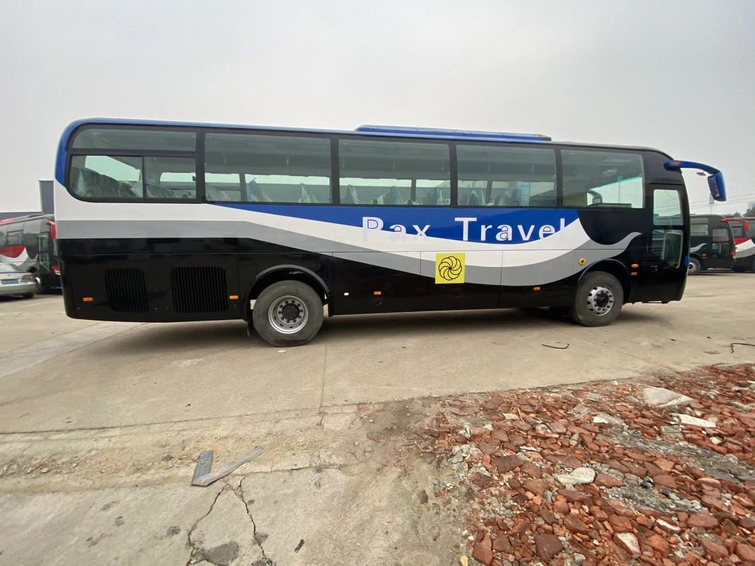 57 zitplaatsen LHD Luxury Coach Gebruikte Diesel Passagiersbus met DESIGNED Transmission Type