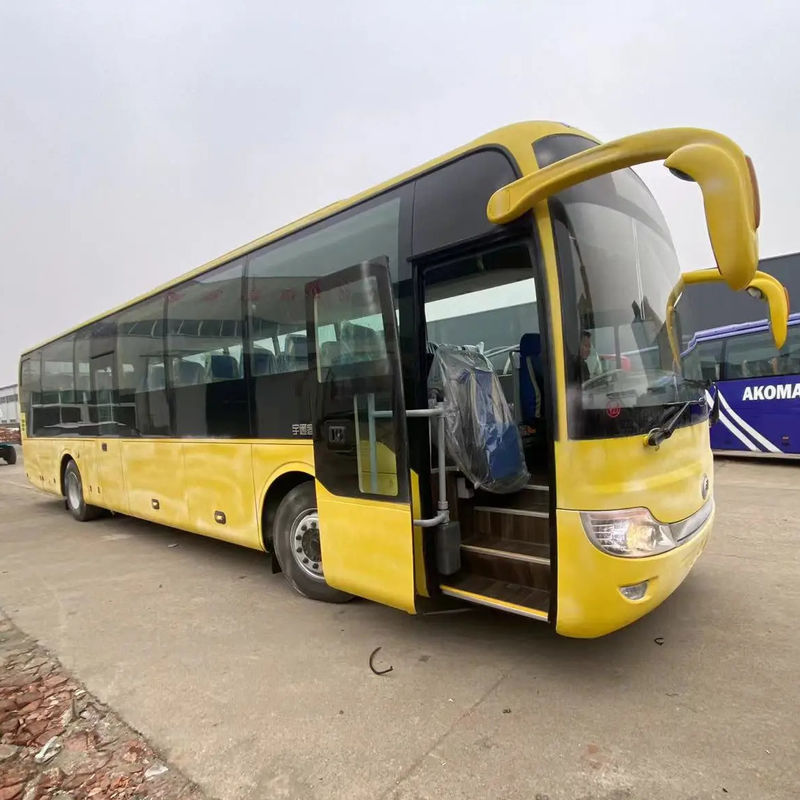 70 zitplaatsen gebruikte luxe busbus met dieselbrandstof en 6 8L motorcapaciteit
