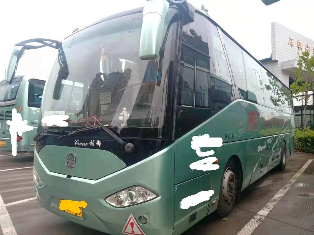 Gebruikte bus met 60 zitplaatsen RHD rechtsrijden en in goede staat