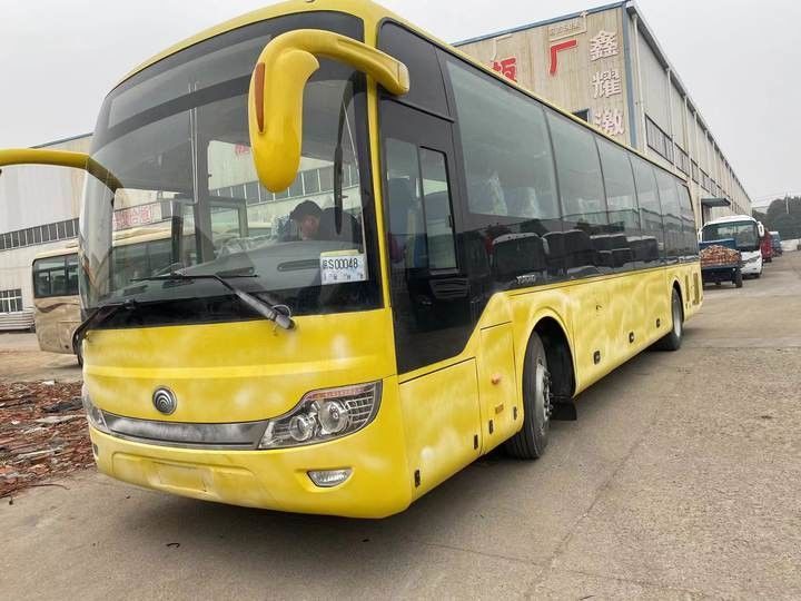 Links stuur Dieselmotor 70 zitplaatsen Gebruikte bus Euro 3 Optioneel stuurbekrachtiging