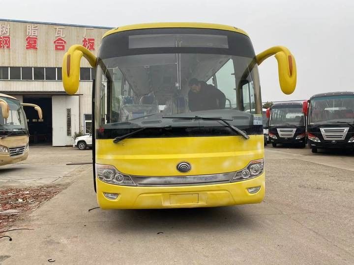 Links stuur Dieselmotor 70 zitplaatsen Gebruikte bus Euro 3 Optioneel stuurbekrachtiging