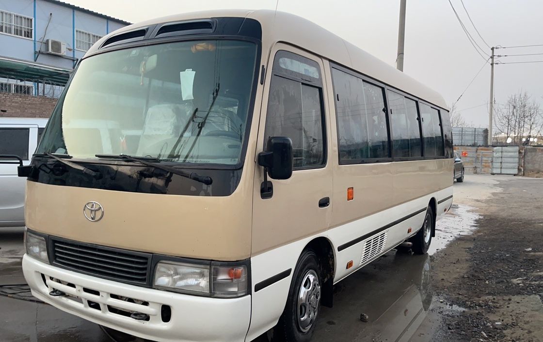 Maximale snelheid 91 110 km/h Diesel EQ6701LHT Gebruikte Toyota Coaster Bussen Busmodel EQ6701LHT