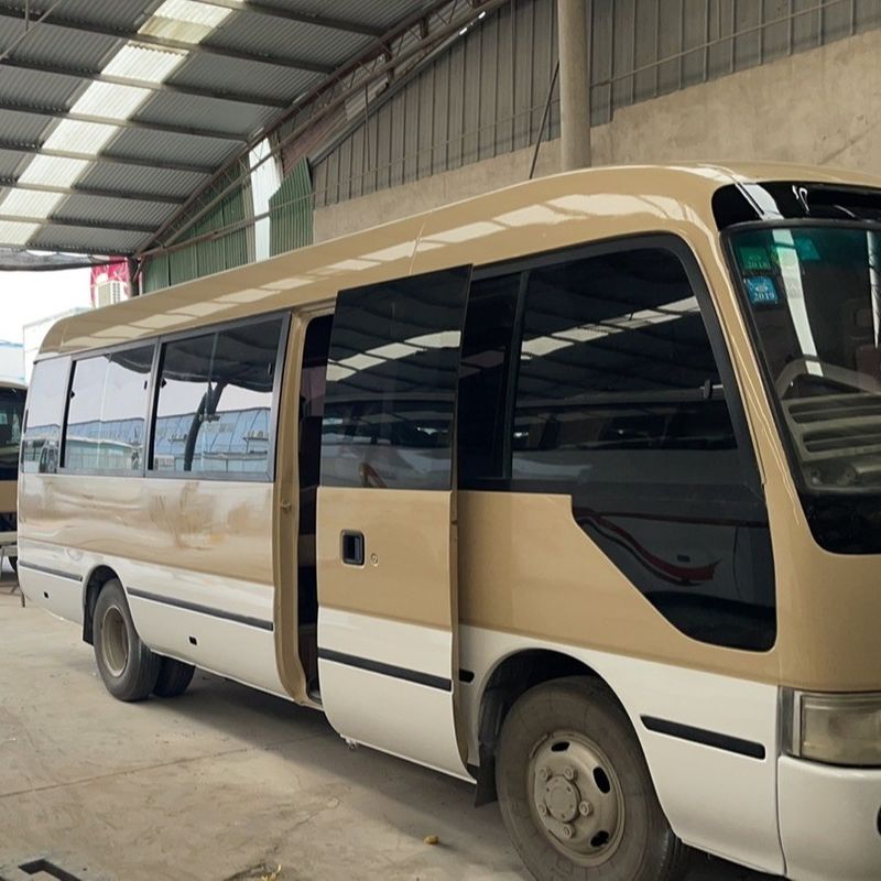 Maximale snelheid 91 110 km/h Diesel EQ6701LHT Gebruikte Toyota Coaster Bussen Busmodel EQ6701LHT