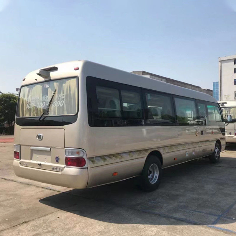Minibus met handgeschakeld stuur 24-30 zitplaatsen Dieselmotor