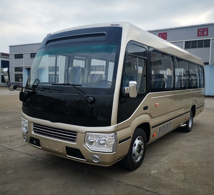 30 zitplaatsen gebruikte coaster bus met 6-8 liter benzinemotor capaciteit en directe verkoop in 2022