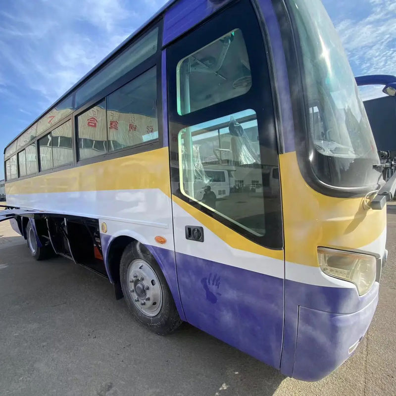 45 zitplaatsen Youtong Tour Coach Bus met toilet en handgeschakelde transmissie tegen goede prijzen