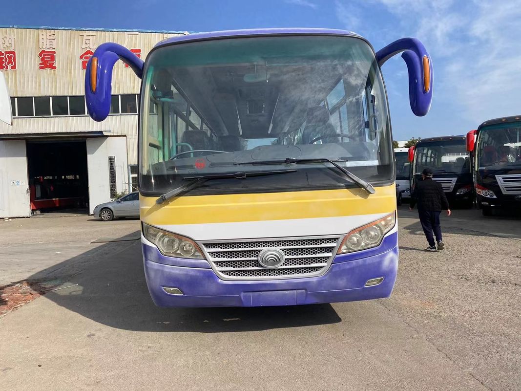 45 zitplaatsen Youtong Tour Coach Bus met toilet en handgeschakelde transmissie tegen goede prijzen