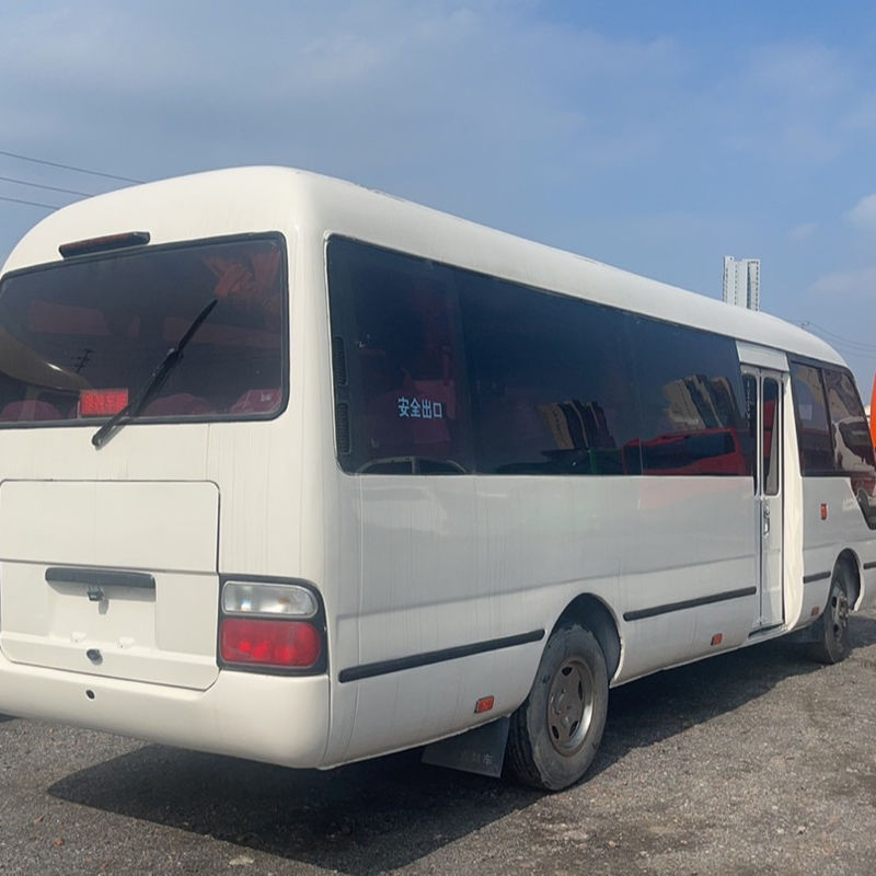 Maximaal vermogen van 113/5200 kW Toeristische luxe bus Gebruikte 7m 6 cilinder Toyota Coaster Bus