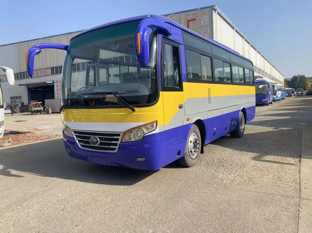 Luxe 45 zitplaatsen Gebruikte bussen Bussen in goede staat Busbussen met bladveer ophanging
