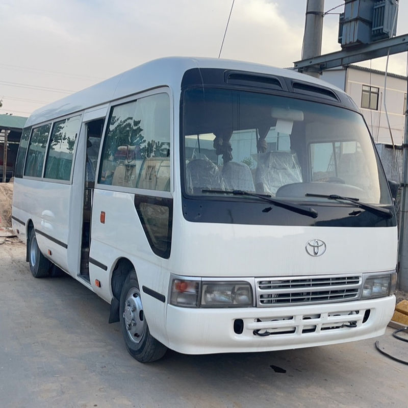 Klantvereiste 2019 Toyota Coaster Bus met 25 zitplaatsen en LHD Diesel