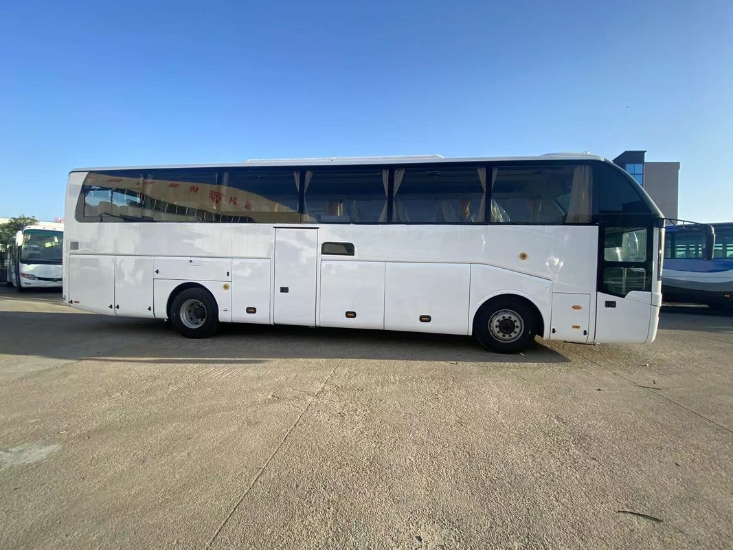 Klantenvereiste 60 zitplaatsen Luxe bussen met 65 zitplaatsen Youtong Gebruikte bus