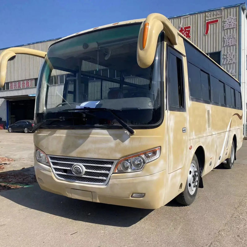 Gebruikte coachbus met 30 zitplaatsen en bladerveer ophanging in Zuid-Afrika
