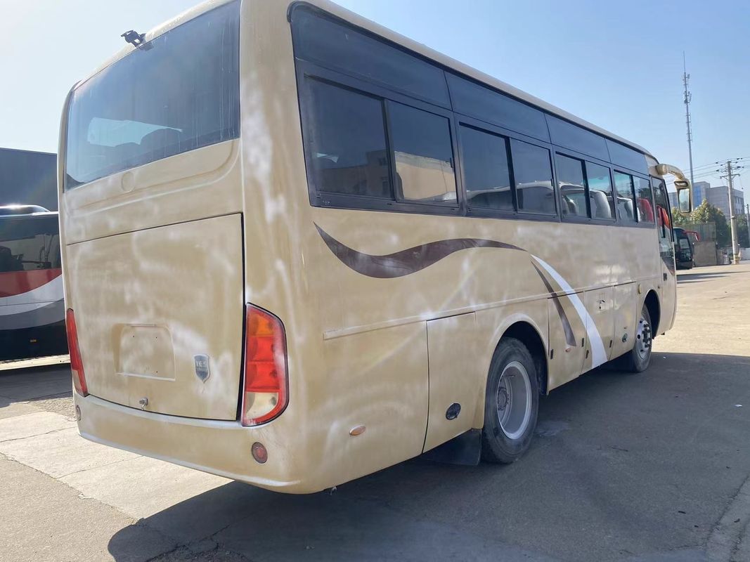 Gebruikte coachbus met 30 zitplaatsen en bladerveer ophanging in Zuid-Afrika
