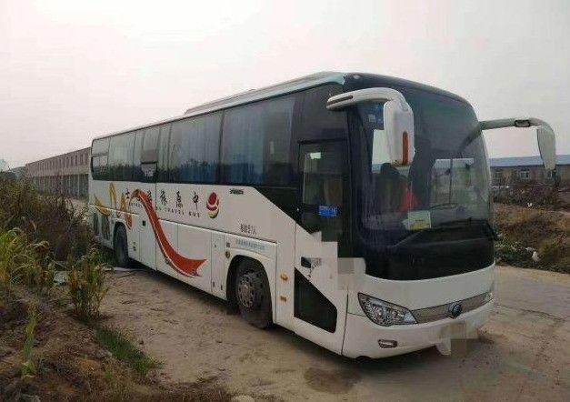 55 zitplaatsen Linksgestuurde Diesel Passagiersbus met 53 1 1 zitplaatsen en maximale snelheid 91-110 km/h