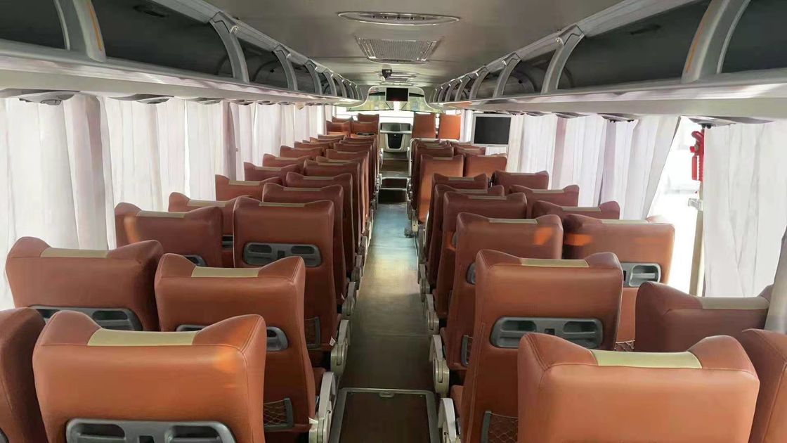 65-67 zitplaatsen LHD Coach Bus in met diesel brandstof type en maximale snelheid van 100 km/h