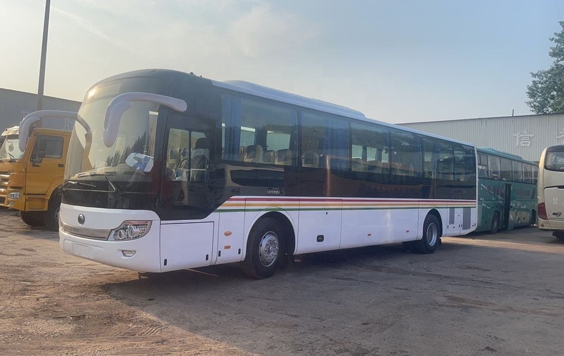 Youtong Gebruikte Bus 60 zitplaatsen Coach Bus met dieselmotor en 11R22.5 banden in goede staat
