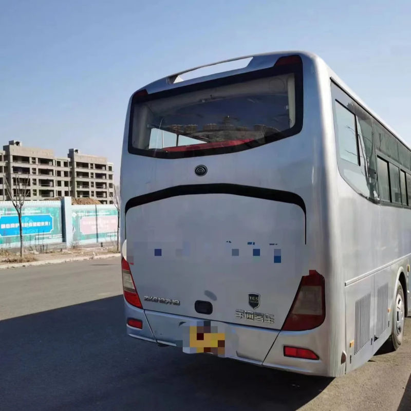 65 zitplaats met schuifvenster Gebruikte bus met airconditioning Maximale snelheid 91 110 km/h