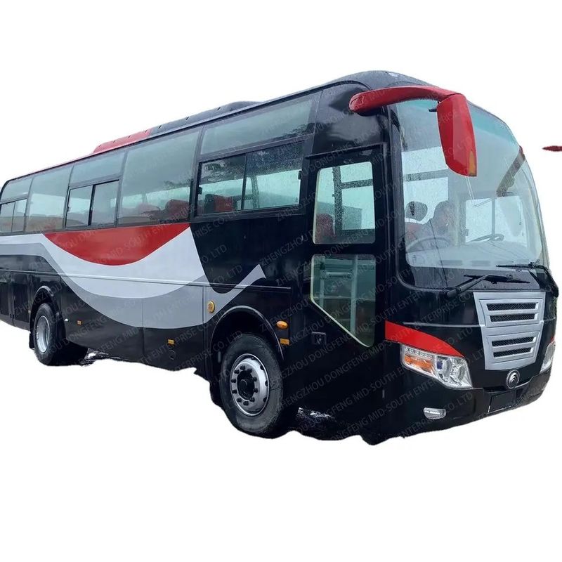 55 zitplaatsen Gebruikte busbus voor de Afrikaanse markt 4X2 LHD rijtype en maximale snelheid 100 Km/h
