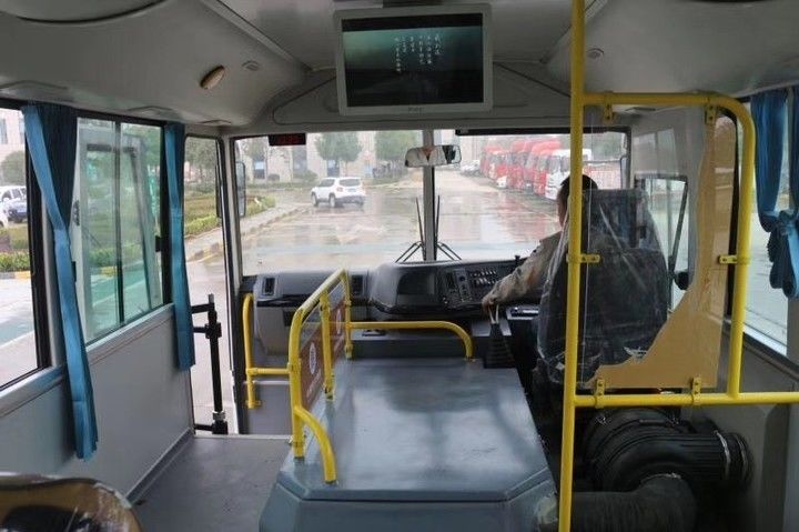 55 zitplaatsen rechtsrijden Gebruikte luxe bus met stuur aan de rechterkant