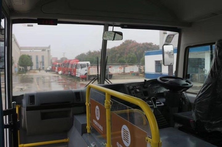 55 zitplaatsen rechtsrijden Gebruikte luxe bus met stuur aan de rechterkant