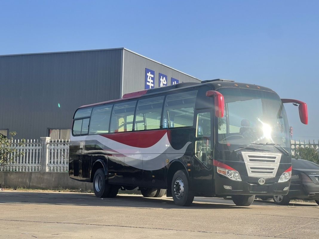 35 zitplaatsen Gebruikte toeristenbus Gebruikte coach Bus Party Bus Motor Capaciteit 6-8L Sturing LHD