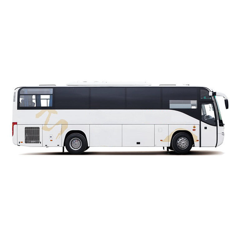 65 zitplaatsen Gebruikte bussen Euro 3 emissie standaard 4-6L motorvermogen met kenmerken
