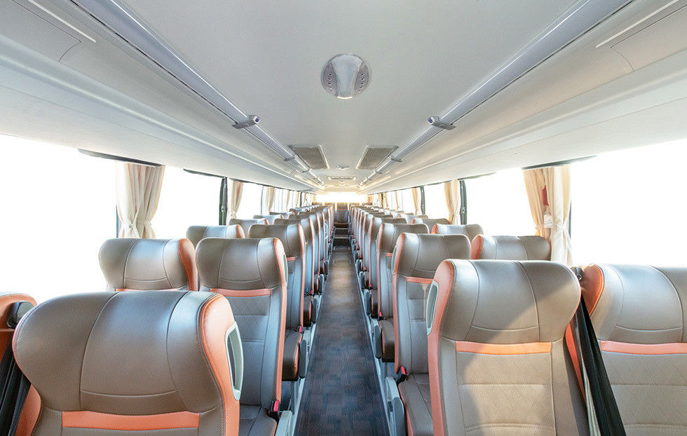 51 zitplaatsen Long Route Tourist Coach Bus Gebruikte bus met 235kw Max Power Diesel Brandstoftype