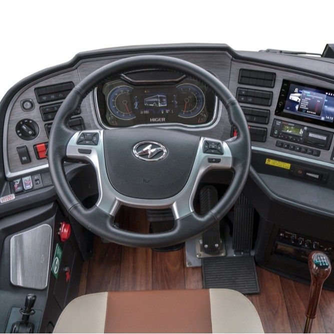 Uitgerust met AC Comfortable Style 46 zitplaatsen Higer Bus met best verkopende dieselmotor