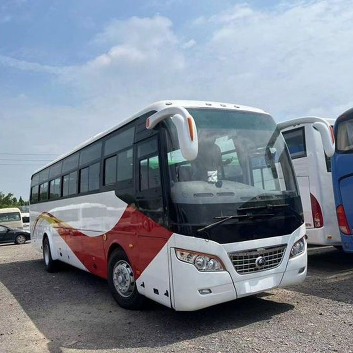 Rechtsrijden Gebruikte bus Bus Diesel Luxebus met stuurbekrachtiging 5.5T/11T Assen