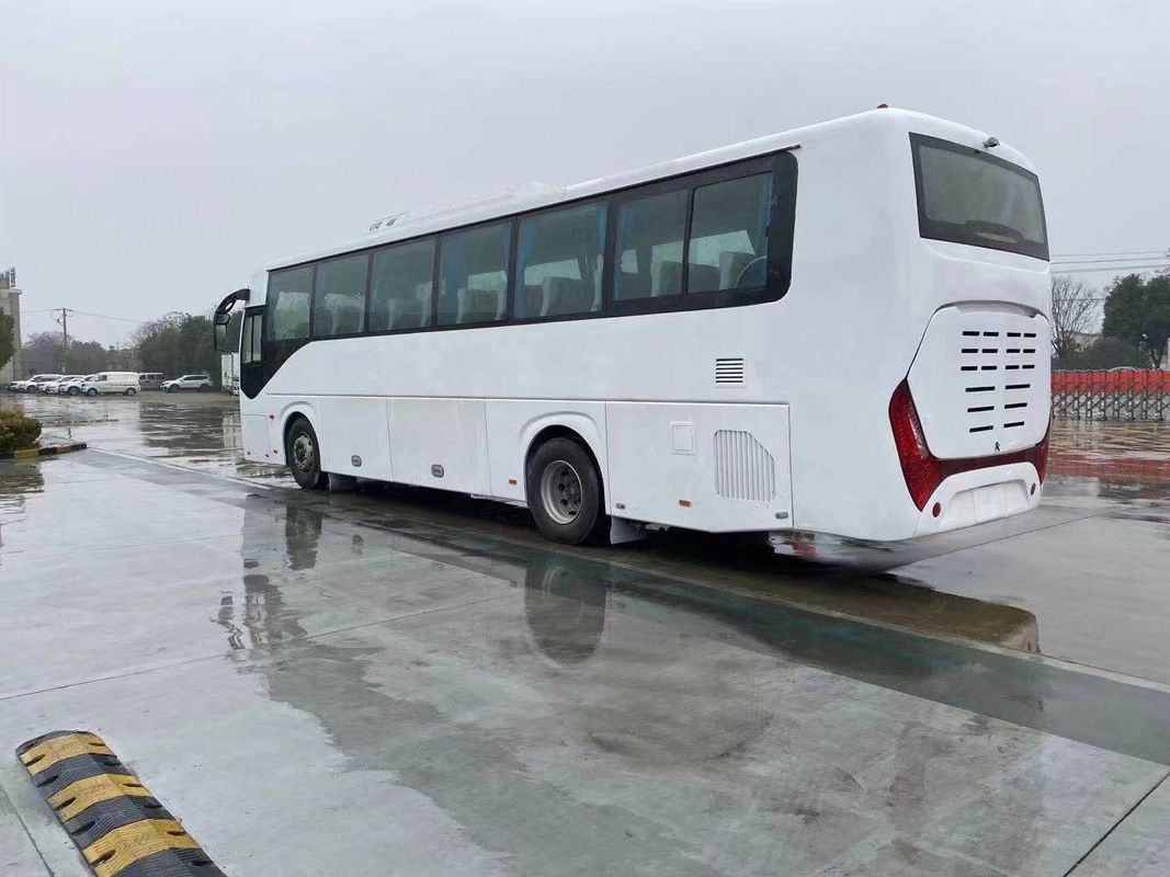 Gebruikte luxe bus van 12m 50 zitplaatsen met 4GR-motormodel en maximale snelheid 200 km/h