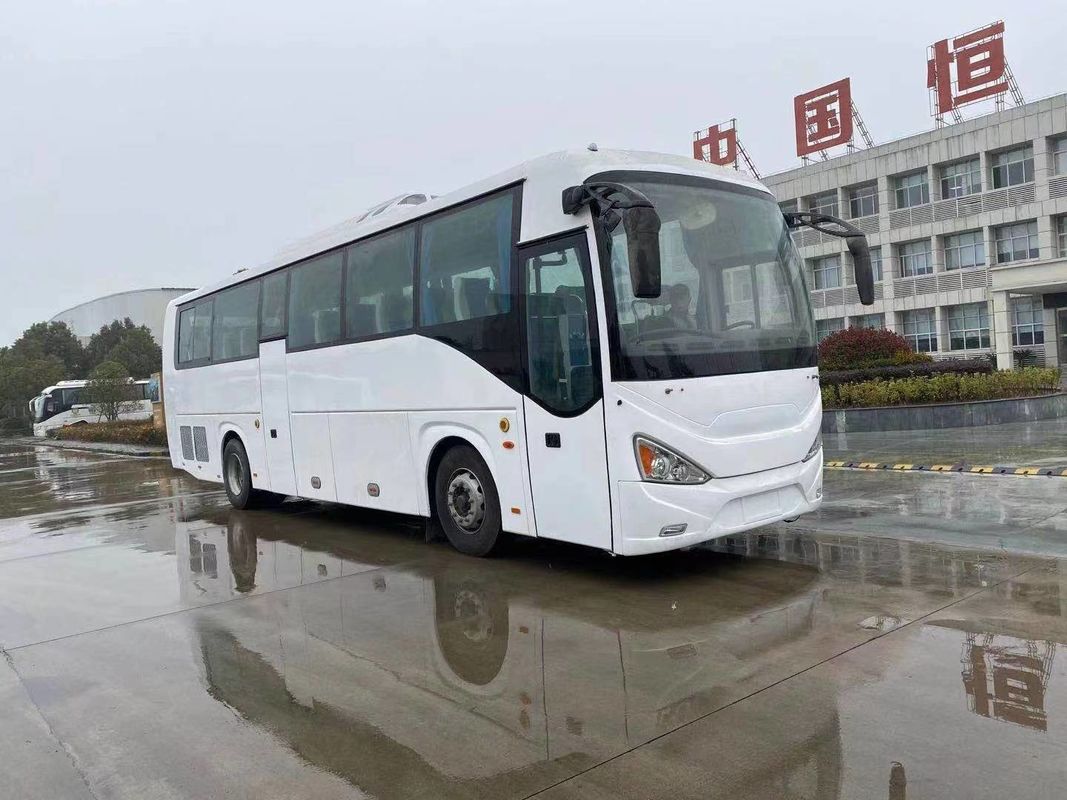 Gebruikte luxe bus van 12m 50 zitplaatsen met 4GR-motormodel en maximale snelheid 200 km/h