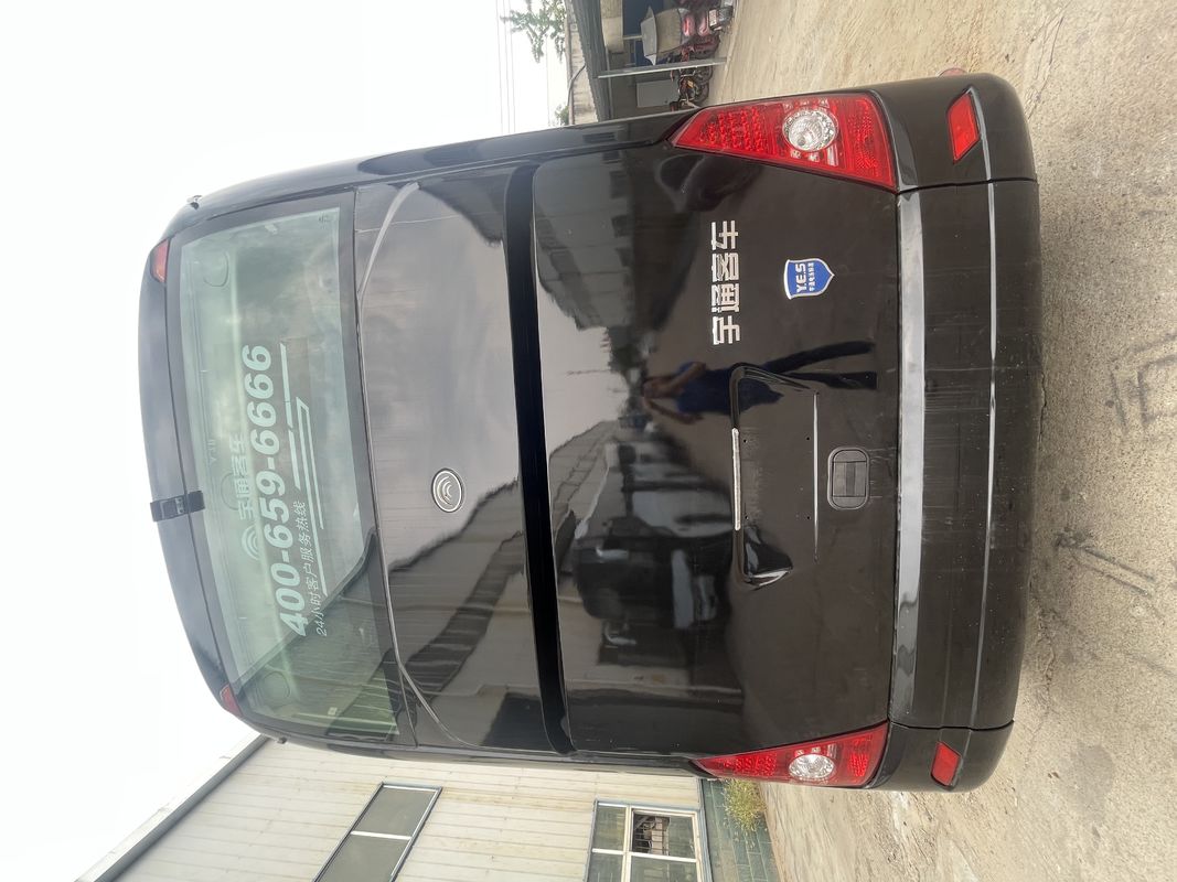 Gebruikte LHD-bus met toilet 50 zitplaatsen en hoge motorcapaciteit in goede staat