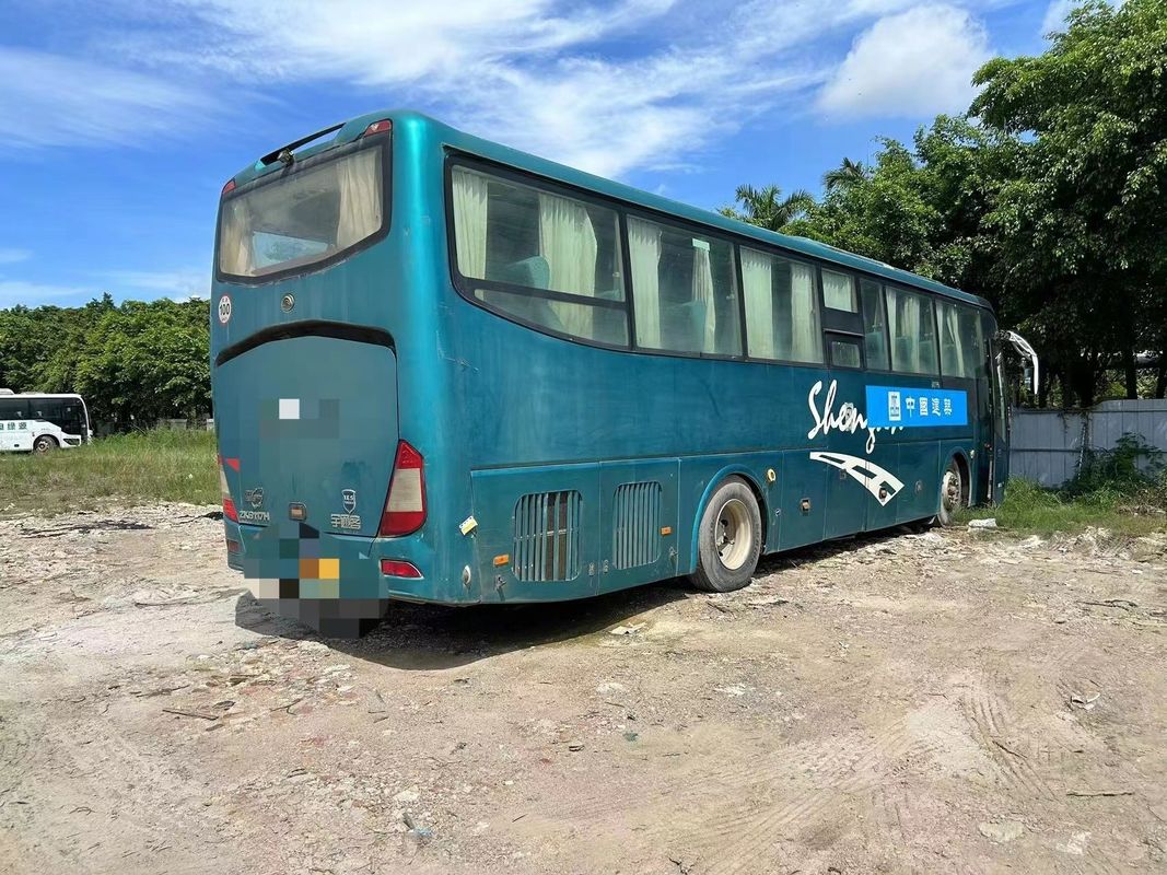 Linkshandige chauffeur Gebruikte 47 zitplaatsen coach bus in goede staat Luxe tour passagiersbus