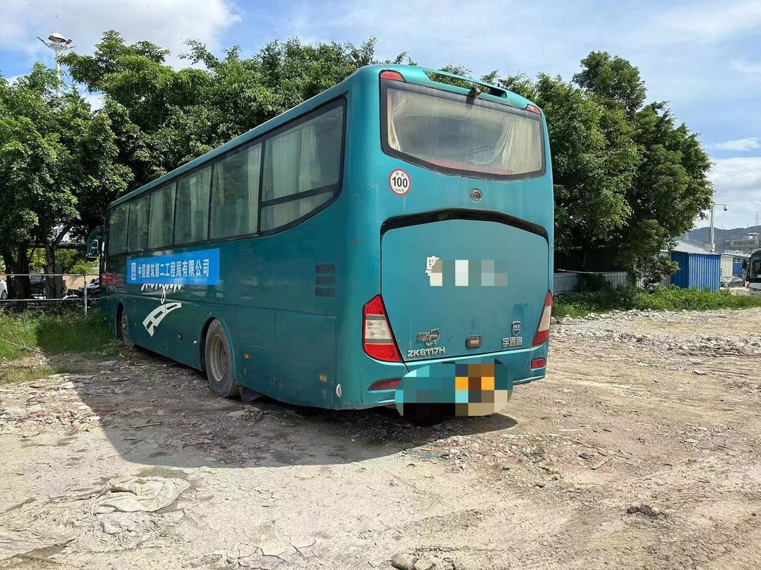 Linkshandige chauffeur Gebruikte 47 zitplaatsen coach bus in goede staat Luxe tour passagiersbus
