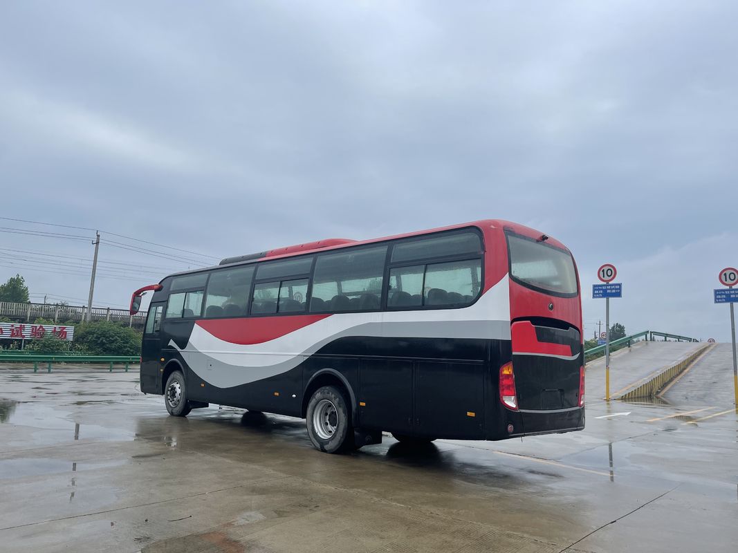 Tweedehands stadspassagiersbus LHD Gebruikte busbus Bus in goede staat met wielbasis 3300