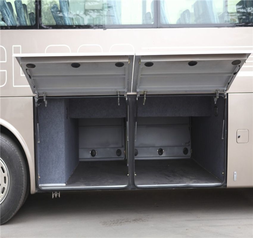 Goedkope 45-50 zitplaatsen LHD gebruikte bussen met S6-100 versnellingsbak en 10490mm lengte