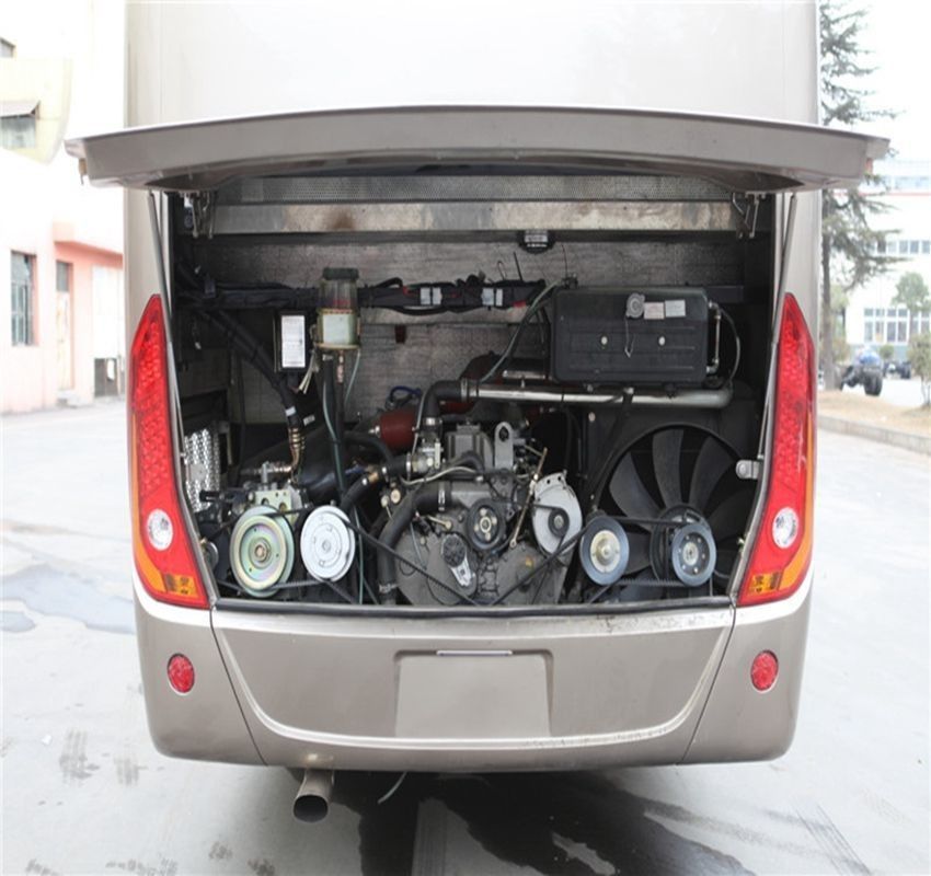 Goedkope 45-50 zitplaatsen LHD gebruikte bussen met S6-100 versnellingsbak en 10490mm lengte