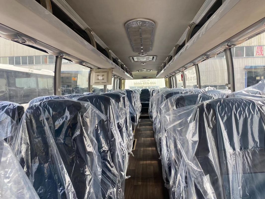 De beste gerenoveerde 55 zitplaatsen coach met toilet G.V.W 15000kg 250HP Paardenkracht