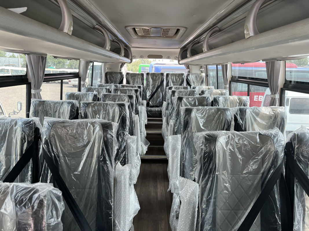 38 zitplaatsen Luxe Diesel LHD Coach Bus met 11/13 bronnen en Weichai motor
