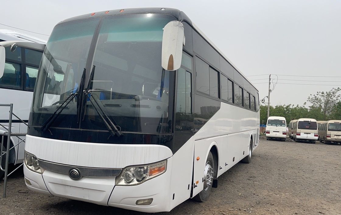 45-46 zitplaatsen LHD Diesel Fuel Type Gebruikte bus met Yuchai-motor