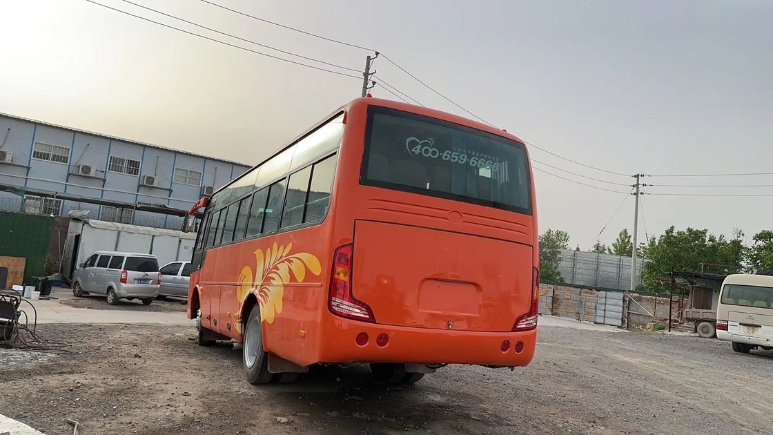 Gebruikte Youtong City Passenger Bus met 3300 mm wielbasis en 90L brandstoftankcapaciteit