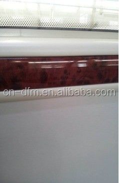 Achtermotor Cummins Motor Dongfeng Toeristenbus Bus met toilet en zitplaatsen 50 8900ml