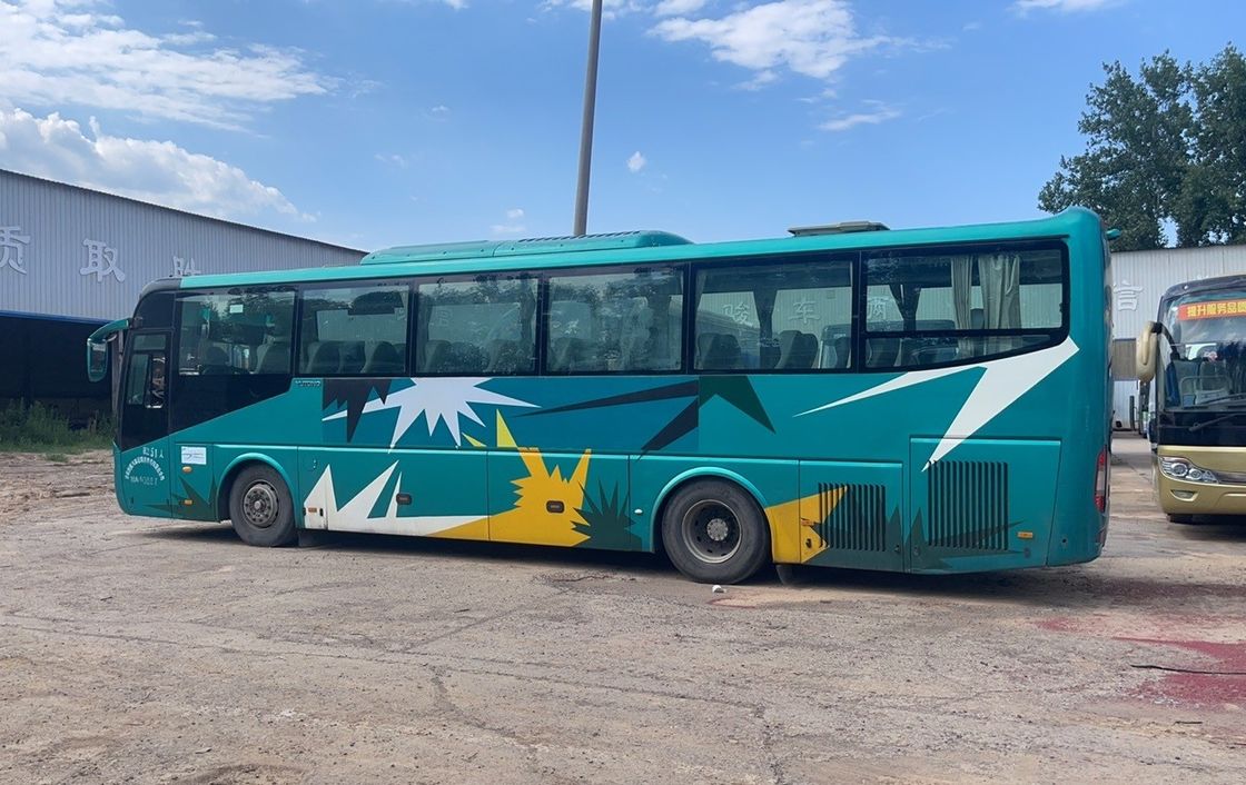 65 zitplaatsen Gebruikte busbus met Euro 3 emissie standaard en handgeschakelde transmissie