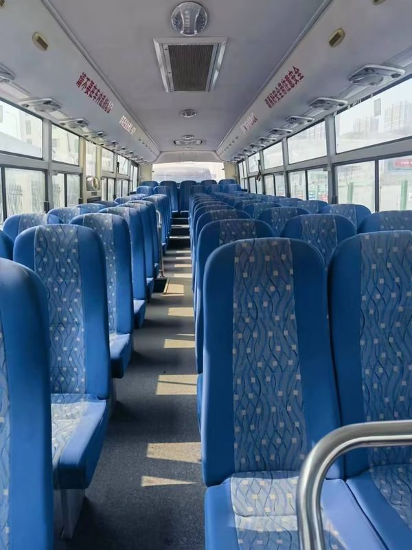 65 zitplaatsen Toerist Luxury Gebruikt Bus Chassis Model EQ6100KR4T Max.Torque 800 Nm/rpm