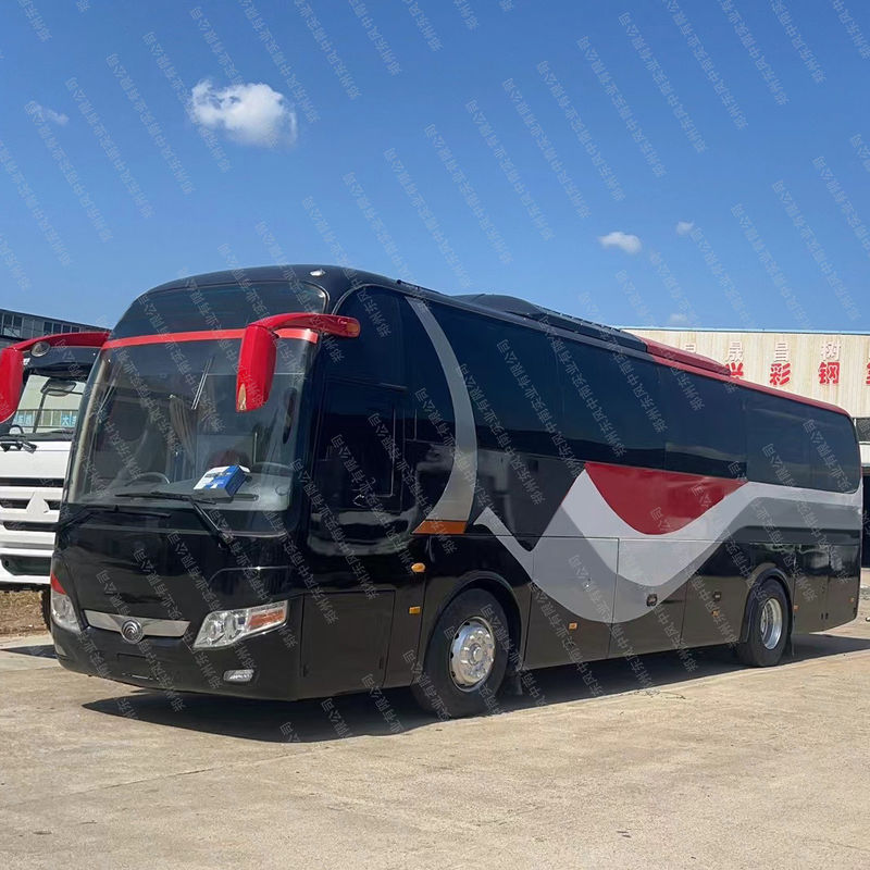 YC6L280-42 Motormodel 55 zitplaatsen Gebruikte bus voor de Afrikaanse markt 11R22.5 band
