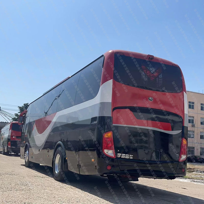 YC6L280-42 Motormodel 55 zitplaatsen Gebruikte bus voor de Afrikaanse markt 11R22.5 band
