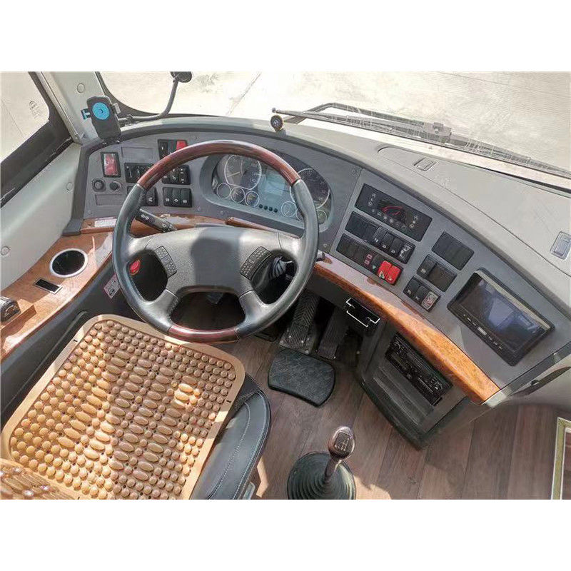 9.726L Verplaatsing 50 zitplaatsen Gebruikte luxe bus voor comfortabel vervoer